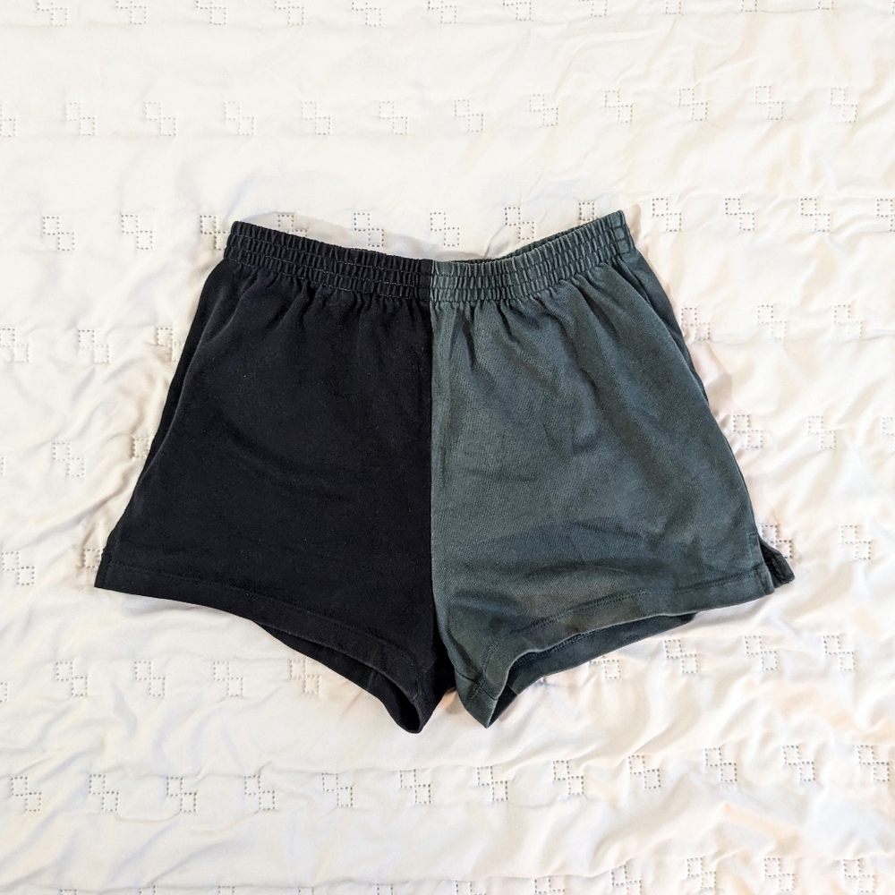 Simon's Womens Shorts